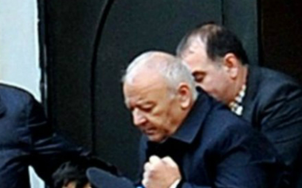 Akif Çovdarovun məhkəməsində — İNSİDENT