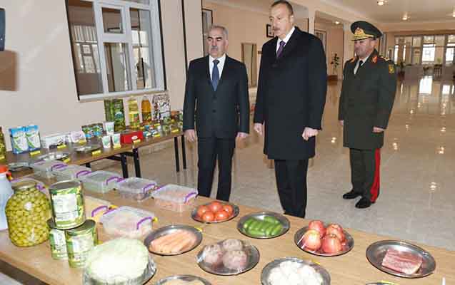 “Əsgərlərə yaxşı baxın, onları yaxşı yedirdin” - Ali Baş Komandan +Fotolar
