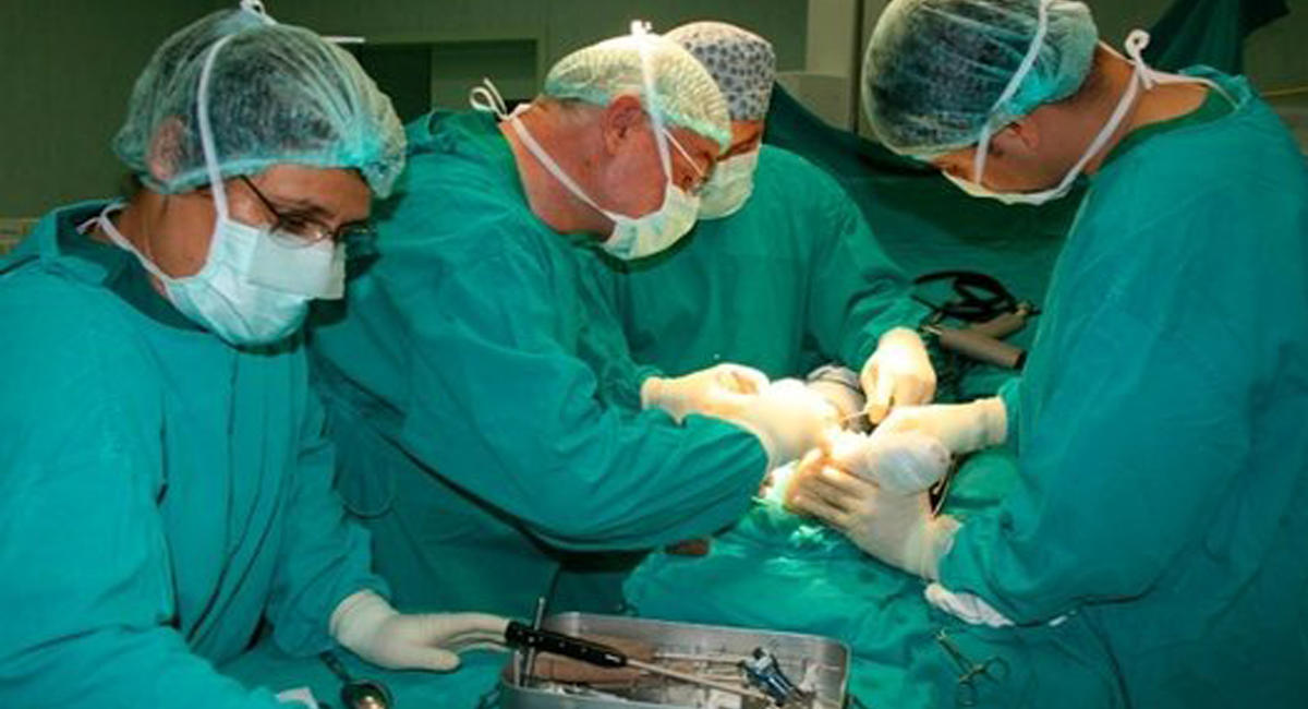 Əməliyyat masasında ölən qadınla bağlı nazirlikdən AÇIQLAMA