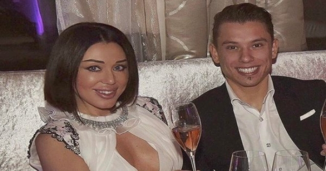 Azərbaycanlı model sevgilisi və qızı ilə - FOTO