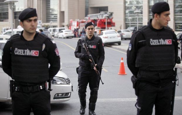 İstanbul terrorunda şübhəli bilinən iki nəfər saxlanılıb