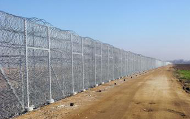 Türkiyə iki ölkə ilə sərhəddə divar tikdi