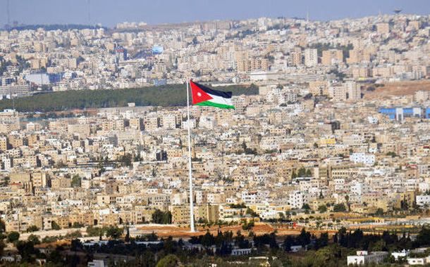 İordaniya hökuməti istefa verdi