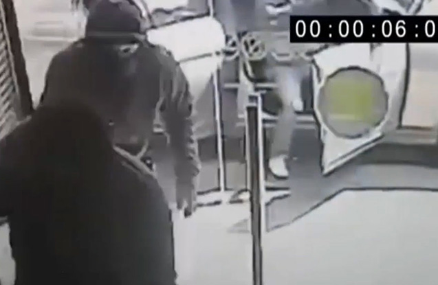 Bankı 30 saniyəyə qarət etdilər - Video