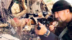 Türk əsgərinə qarşı döyüşən bu şəxs görün kim çıxdı - FOTOLAR