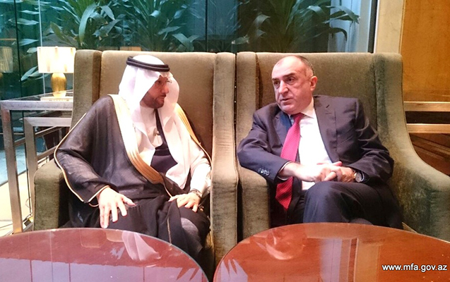 Məmmədyarov Osayminlə müsəlmanlaırn vəziyyətini müzakirə etdi