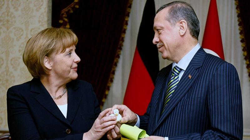 Merkel Ərdoğanla görüşə gedir