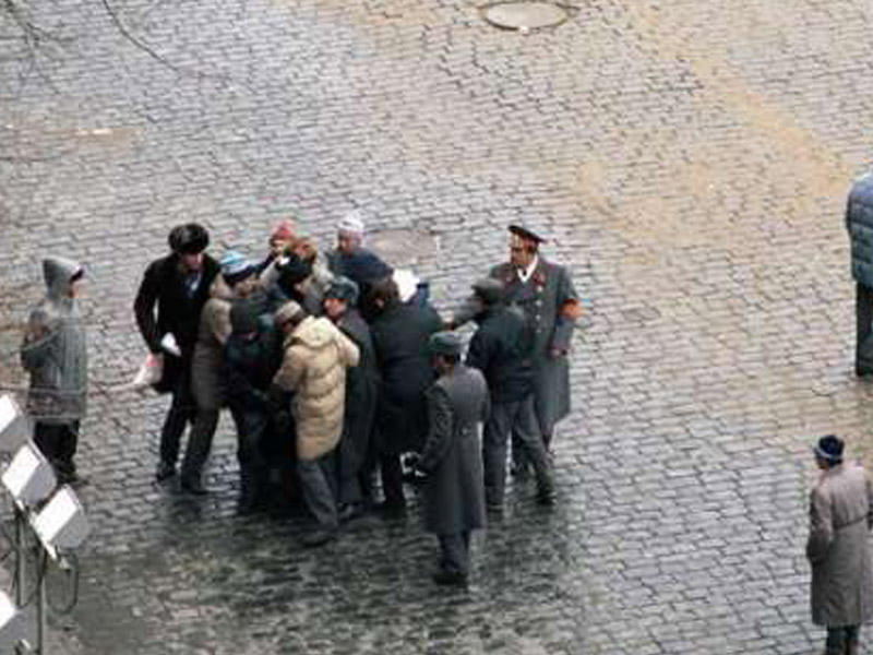 Bu adam 20 Yanvara görə Qorbaçova güllə atıb! - Kölgədə qalan fakt - FOTOLAR