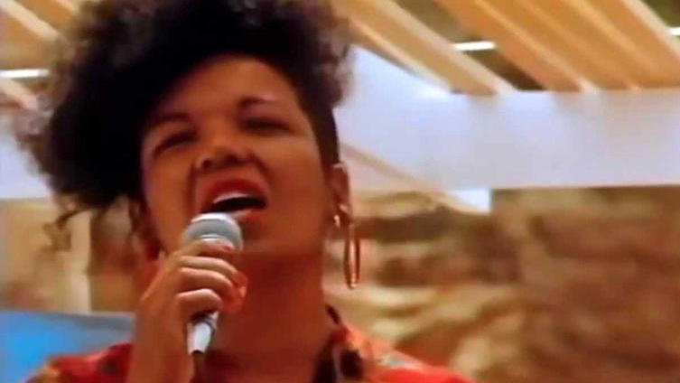 ​“Lambada” hitinin ifaçısı maşında diri-diri yandı