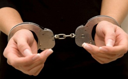 Azərbaycanda ana və qızı saxlanılıb - FOTO