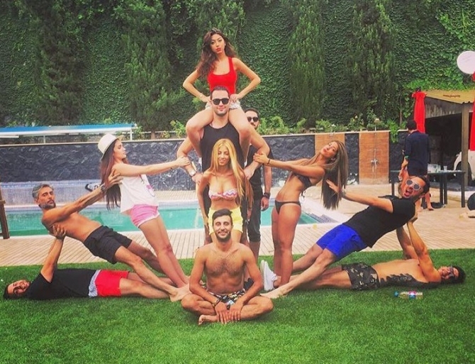 İran hökumətinin qadağan etdiyi Instagram fotoları - lüks həyat, çılpaq qızlar... (VİDEO)