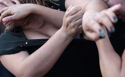 Şəmkirdə qadın davası: birinin vəziyyəti ağırdır