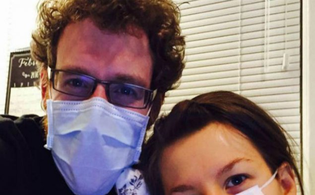 Qəribə XƏSTƏLİK: Ərinə allergiyası olan qadın - FOTOLAR