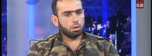 ​Türkmən komandir “od püskürdü” – “Türkiyə 17-45 yaş arası suriyalı kişiləri deportasiya etsin, gəlib torpaqları üçün döyüşsünlər”