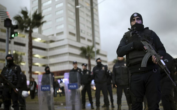 Terror aktı hazırlayan Rusiya vətəndaşları məhkəməyə çıxarıldı — Türkiyədə