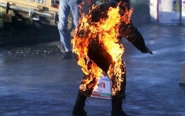 Bakı sakini kirayənişinin üstünə benzin tökərək yandırıb