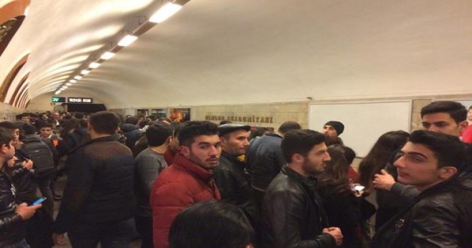 Bakı metrosunda həyəcanlı anlar - Açıqlama