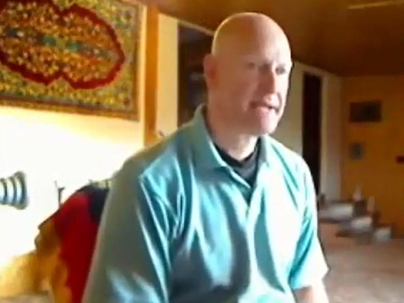 Müəllim şagirdin tualetə getməyinə icazə vermədi, uşaq milyoner oldu