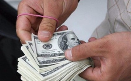 Bakı şəhər sakininə qarşı 30 min dollarlıq dələduzluq edilib