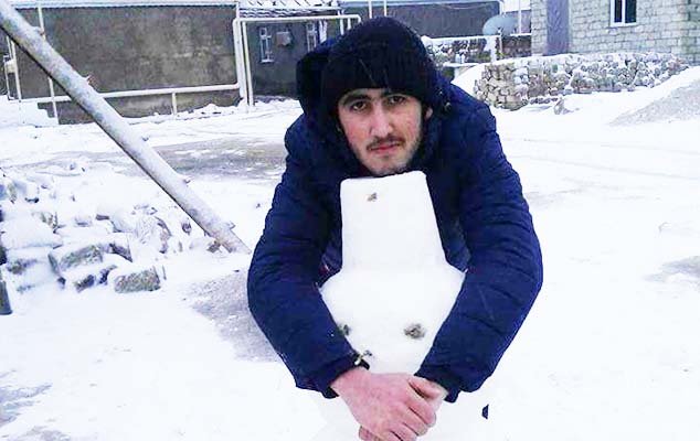 “Ürəyindən güllələnib” - Cəbhədə vəfat edən əsgərin əmisi