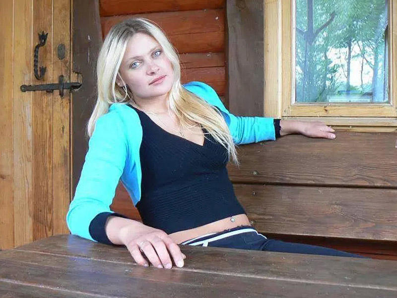 Yeni doğulan körpəsini şalvarla boğub öldürdü - FOTO