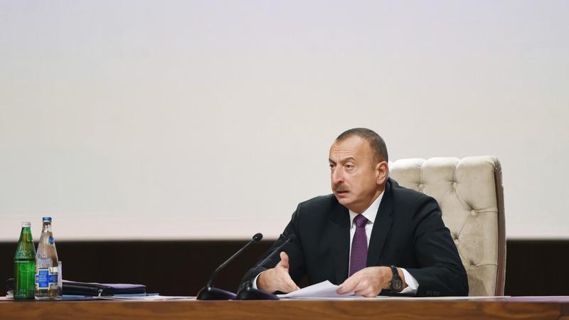 Prezidentdən SƏRT TAPŞIRIQ: Rüşvətə son, xidmətə davam