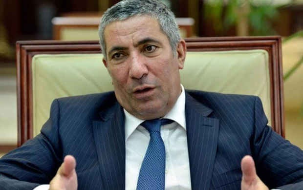 Siyavuş Novruzov: Heç olmasa, oturduğunuz stula hörmət edin