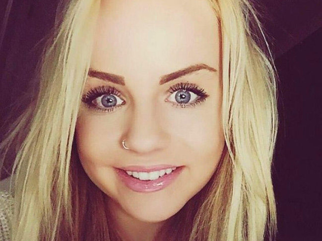 BİABIRÇILIQ! 21 yaşlı qızı süpürgəylə zorladılar - FOTOLAR