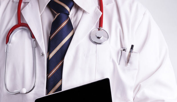 Həkimlər keyfiyyətsiz xidmətə görə cərimələnəcəklər – VIDEO