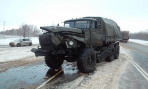 Ermənistan ordusuna məxsus avtomobil qəzaya uğrayıb, 26 əsgər xəsarət alıb