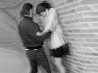 Ticarət mərkəzində ŞOK: Əlil qadını tualetdə zorladı (VİDEO)