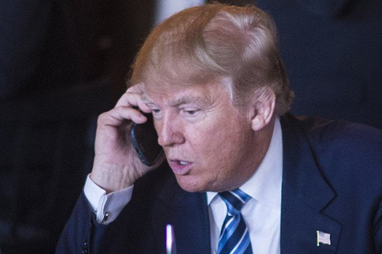 Tramp özünü müdafiə etdi — Artıq sərt olmağın vaxtı çatıb