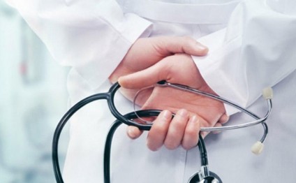 Ana ölümlərinə görə bir neçə həkim işdən çıxarılıb