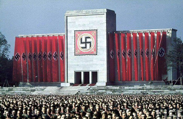 Hitlerin dövründən miras qalan 10 tikili – FOTO