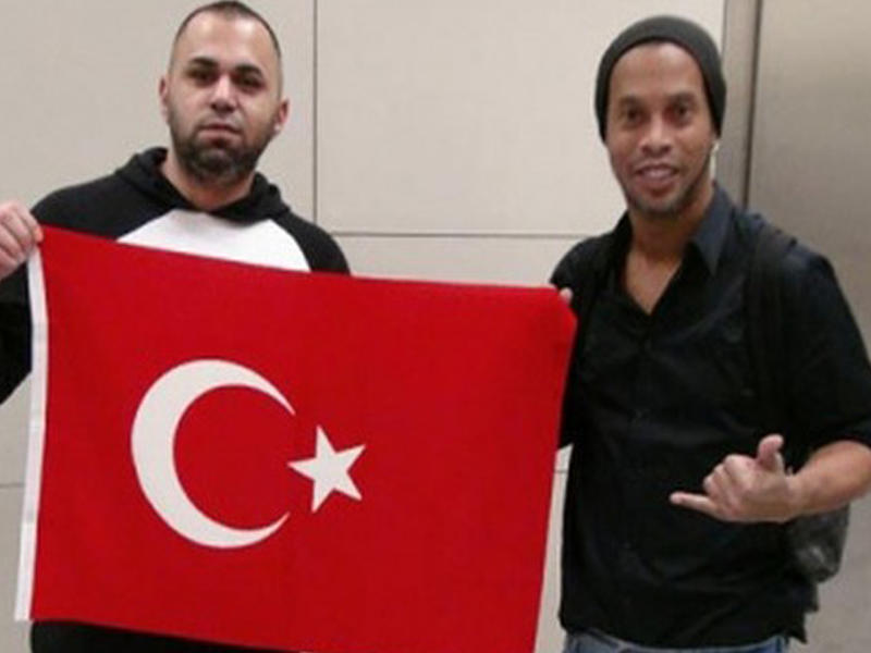 Ronaldinyo Türkiyədə