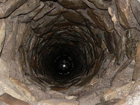 Salyanda 3 yaşlı uşaq su quyusunda boğuldu