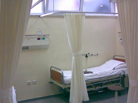 Azərbaycanda 10 xəstəxana BAĞLANDI