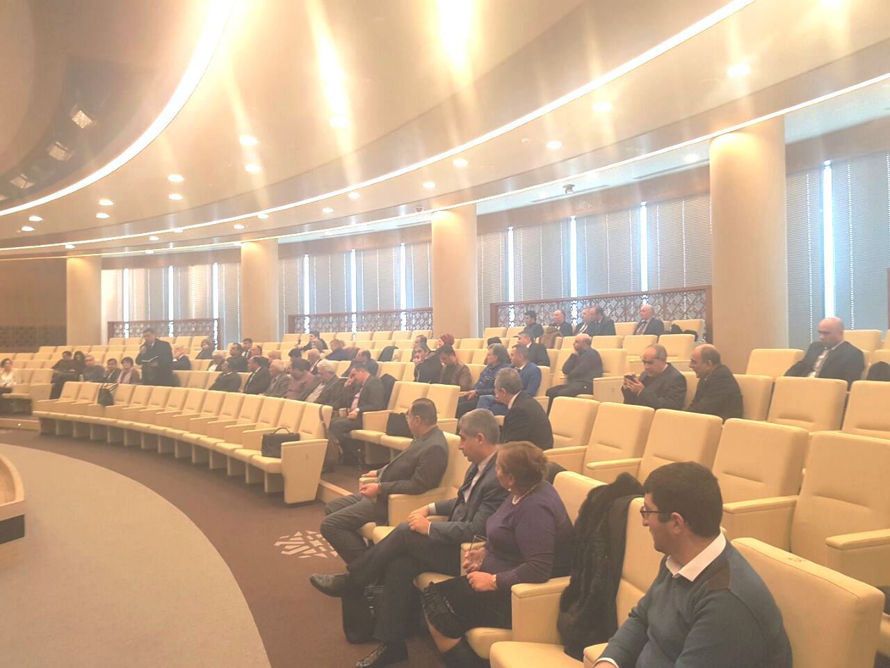 MSŞA QHT Koalisiyası üzvləri MHŞT üzrə Çoxtərəfli Qrupun sədri ilə görüşüb