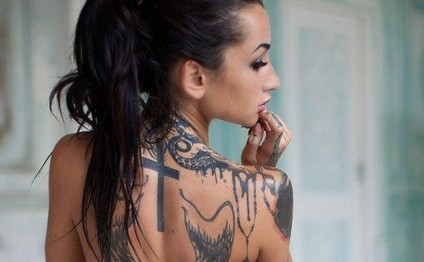 Futbolçunun sevgilisi fotolarını paylaşdı - FOTO