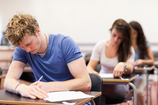 Ali məktəblərə qəbul qaydaları dəyişdi