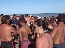 Qadınlar polislə davaya çıxdı: 