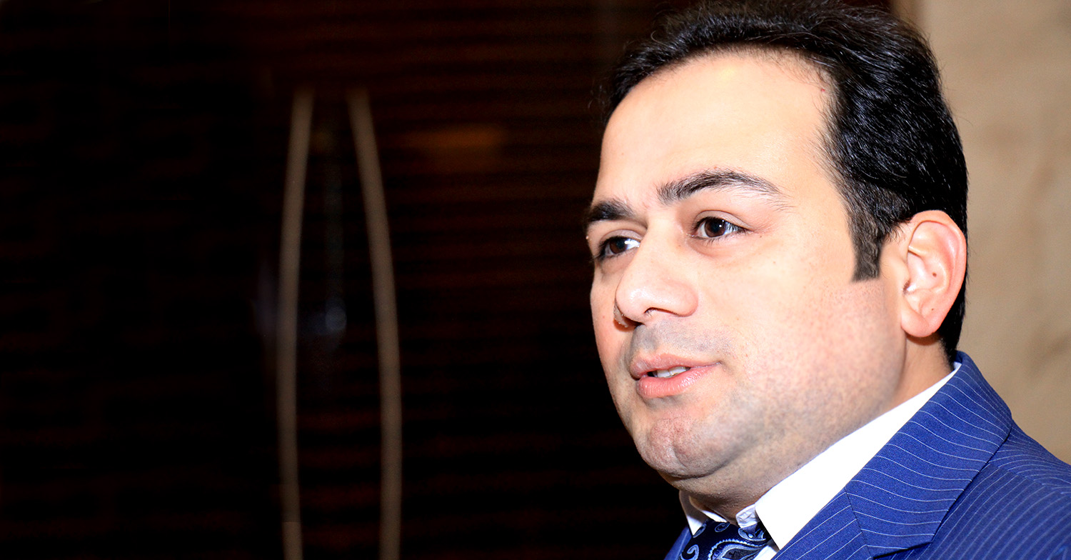 “Lapşin bloqer yox, təxribatçıdır” - Səbuhi Abbasov