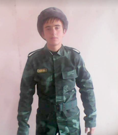 Azərbaycanda 22 yaşlı gənc bu statusu yazıb müəmmalı şəkildə öldü - FOTO