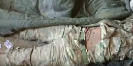 ERMƏNİ ƏSGƏRLƏR BİR-BİRİNİ ÖLDÜRÜR