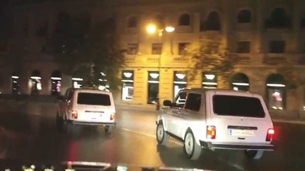 “Niva” həvəskarları Bakıda “avtoş”luq etdilər – VİDEO