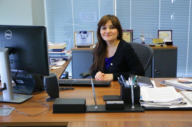 Dövlət Neft fondunun mətbuat katibi İngiltərədə nüfuzlu status alıb