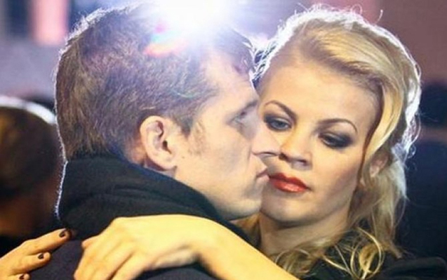 Eks-arvadı azərbaycanlı futbolçunu zorakılıqda günahlandırdı