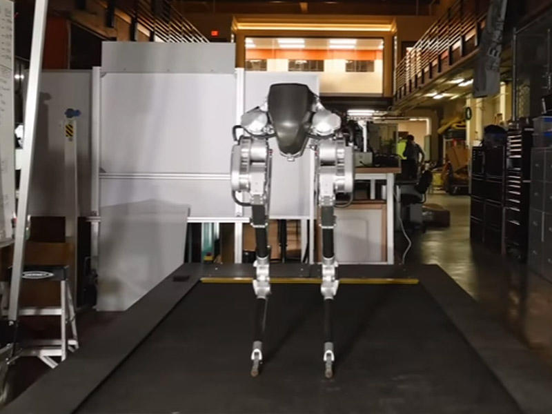 ABŞ-da yeni robot təqdim olundu: 