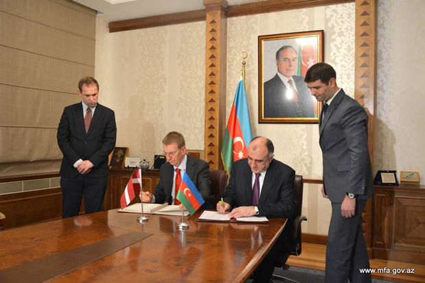 Azərbaycan və Latviya vizasız rejim haqqında saziş imzaladılar