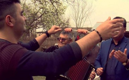 İş adamı on gündür oğluna toy edir, bütün sənət əhli məclisdədir — Azərbaycanda - FOTO